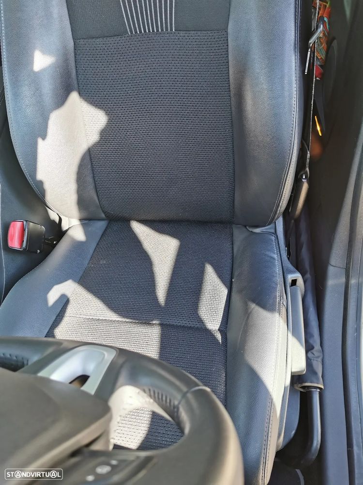 Renault Mégane Sport Tourer 1.5 dCi Dynamique - 17