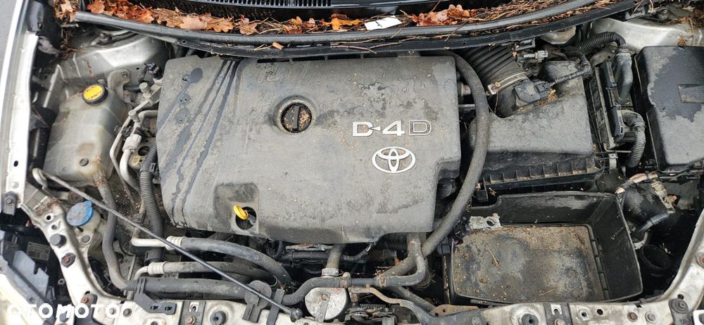 TOYOTA AURIS E15 2.0 D4D 1AD-FTV 06-09 -KLAPA BAGAŻNIKA 1C0 - 22