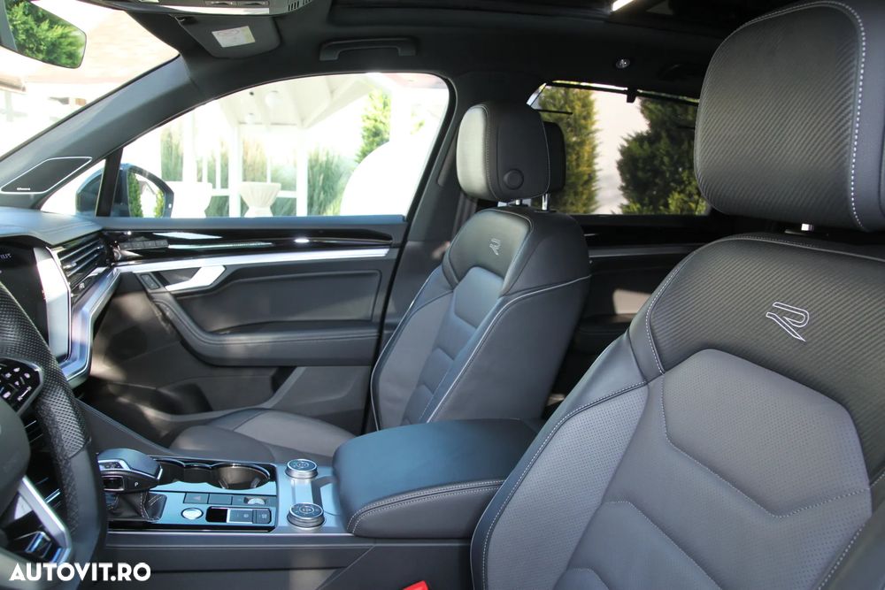 Volkswagen Touareg V6 TDI R-Style - 7