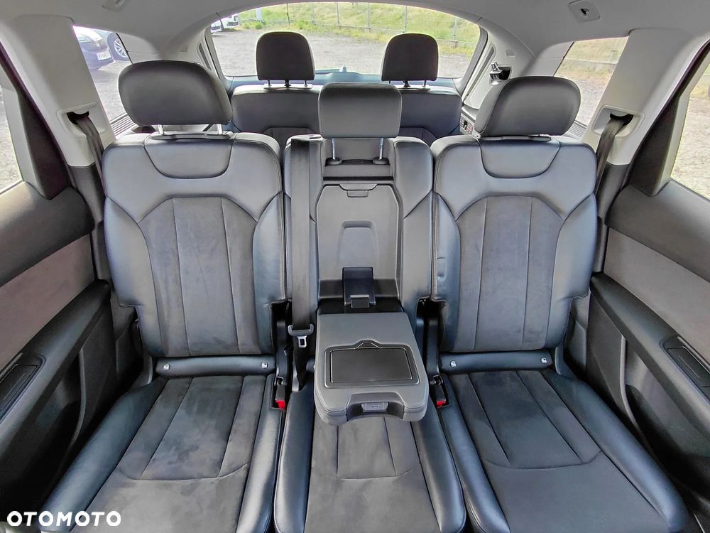Audi Q7 50 TDI mHEV Quattro S Line Tiptr - 24