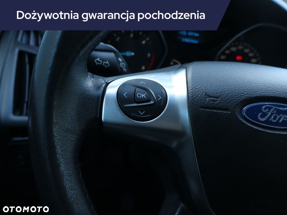 Ford Focus SW - 17