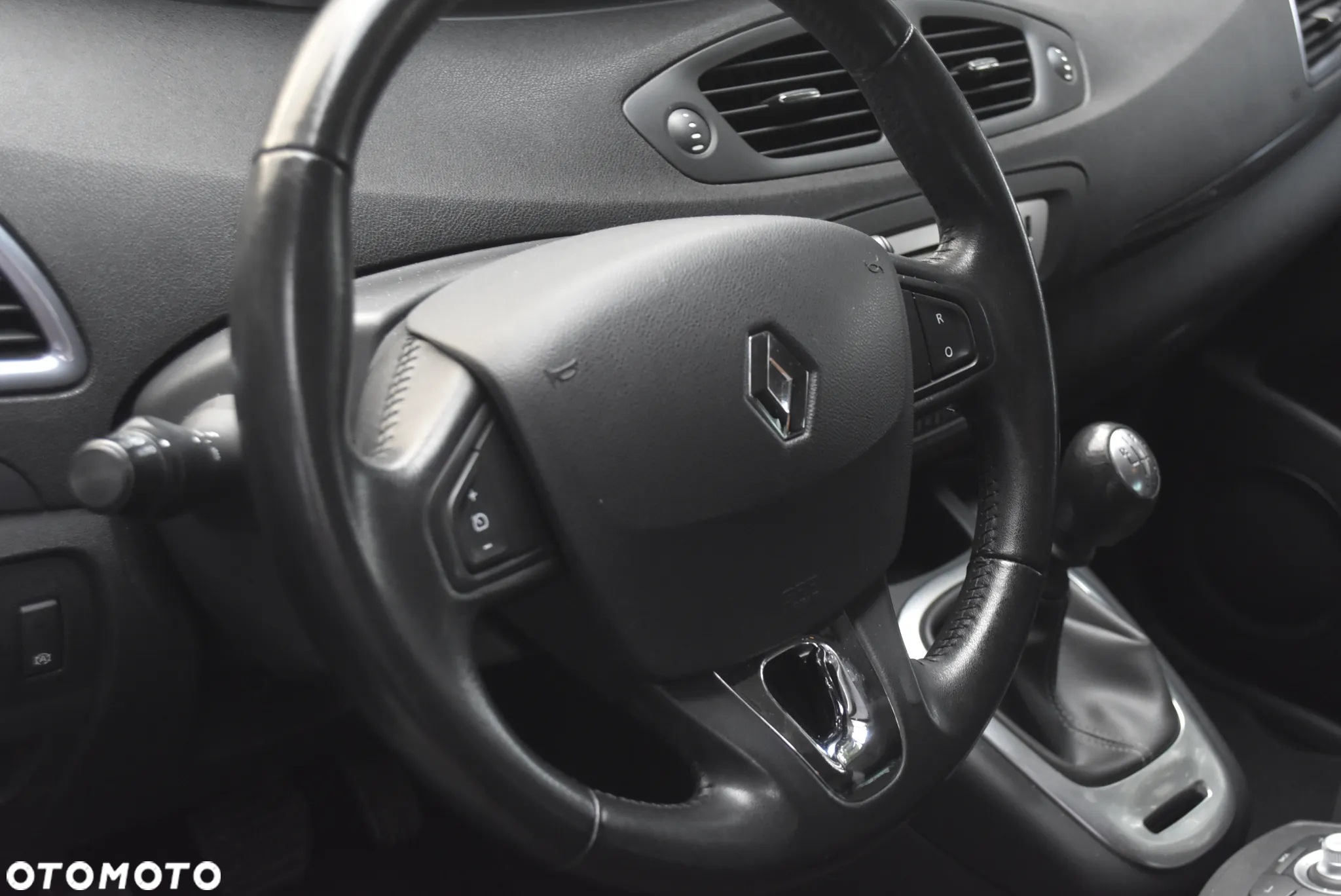 Renault Scenic ENERGY TCe 130 S&S LIMITED - 20