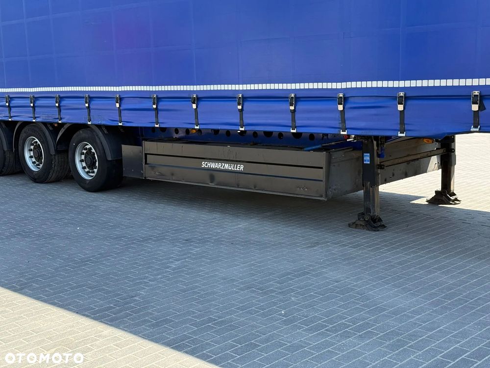 Schwarzmuller MEGA - 4