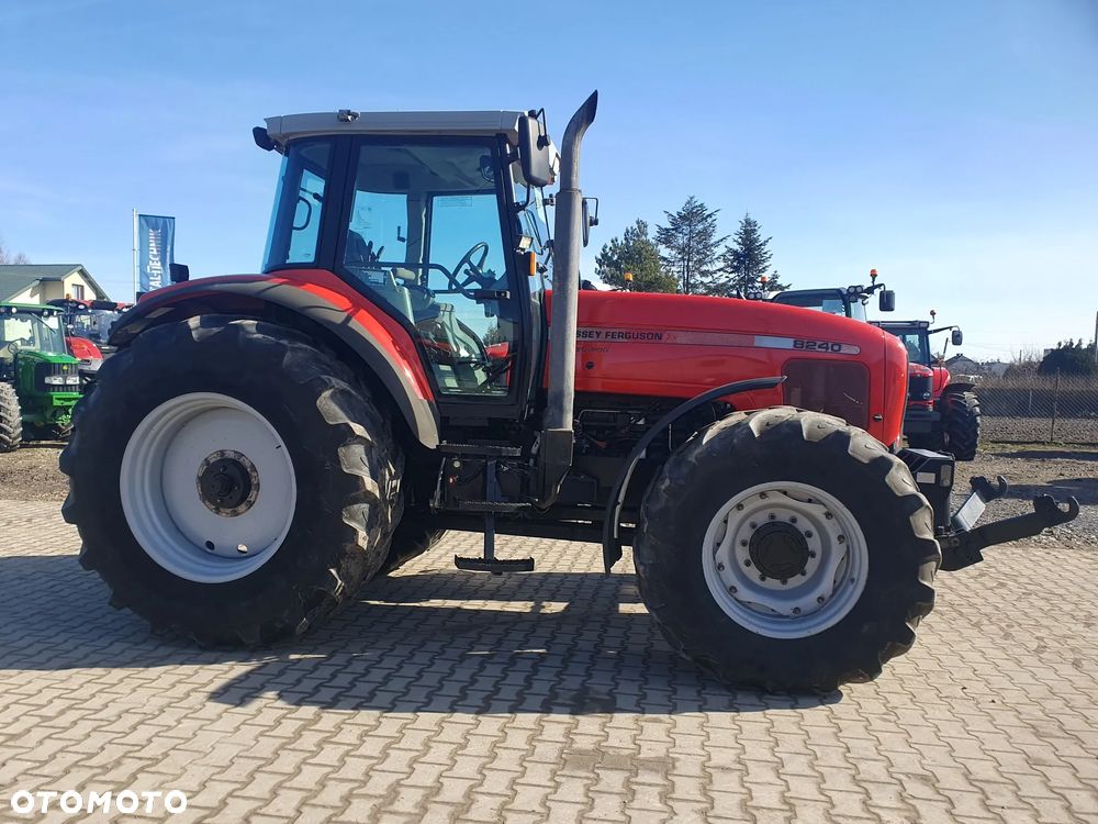 Massey Ferguson 8240 - 4