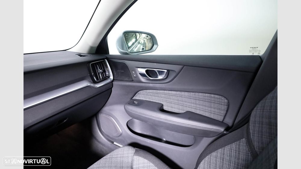 Volvo V60 2.0 T6 AWD TE Core - 21