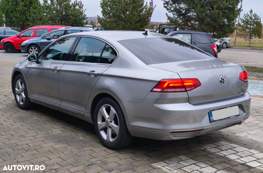 Volkswagen Passat 1.6 TDI (BlueMotion Technology) Comfortline - 3