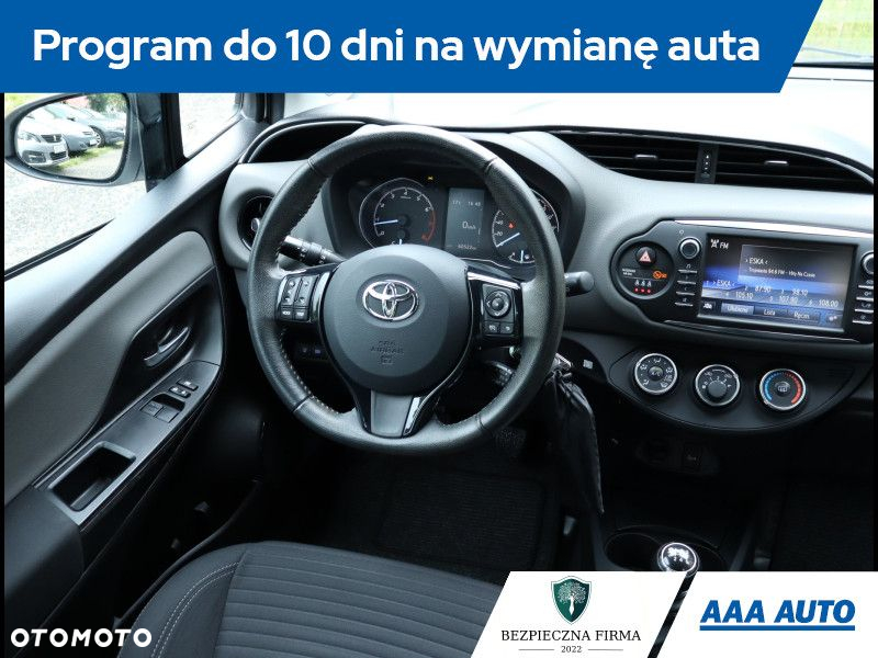 Toyota Yaris - 8