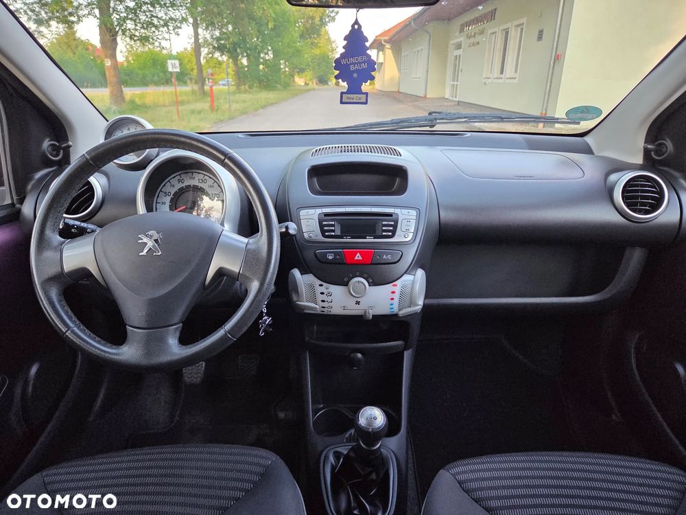 Peugeot 107 (70) 68 envy - 11