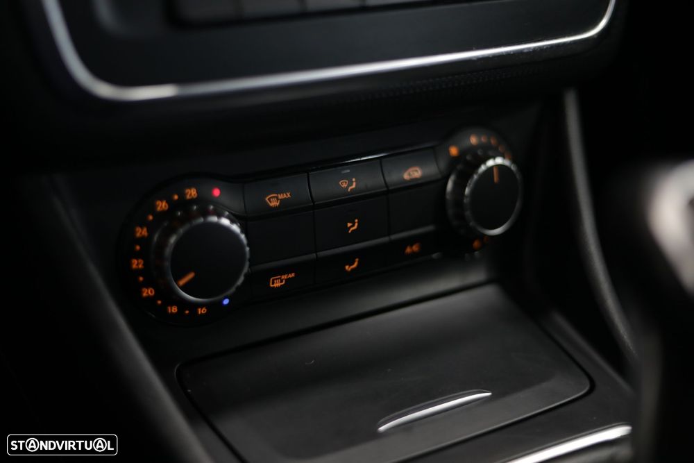 Mercedes-Benz A 160 d - 17