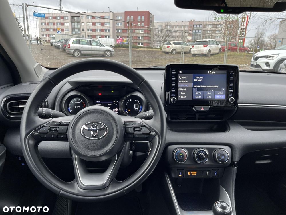 Toyota Yaris 1.5 Comfort - 17