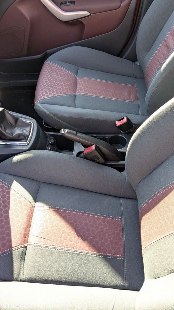 Ford Fiesta - 10