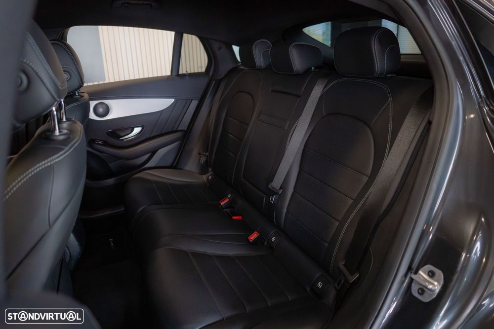Mercedes-Benz GLC 300 de Coupe 4Matic 9G-TRONIC AMG Line - 28