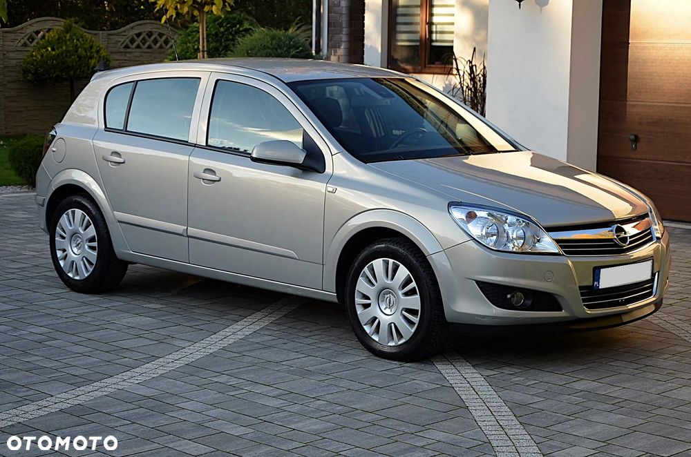 Opel Astra 1.6 Active - 9