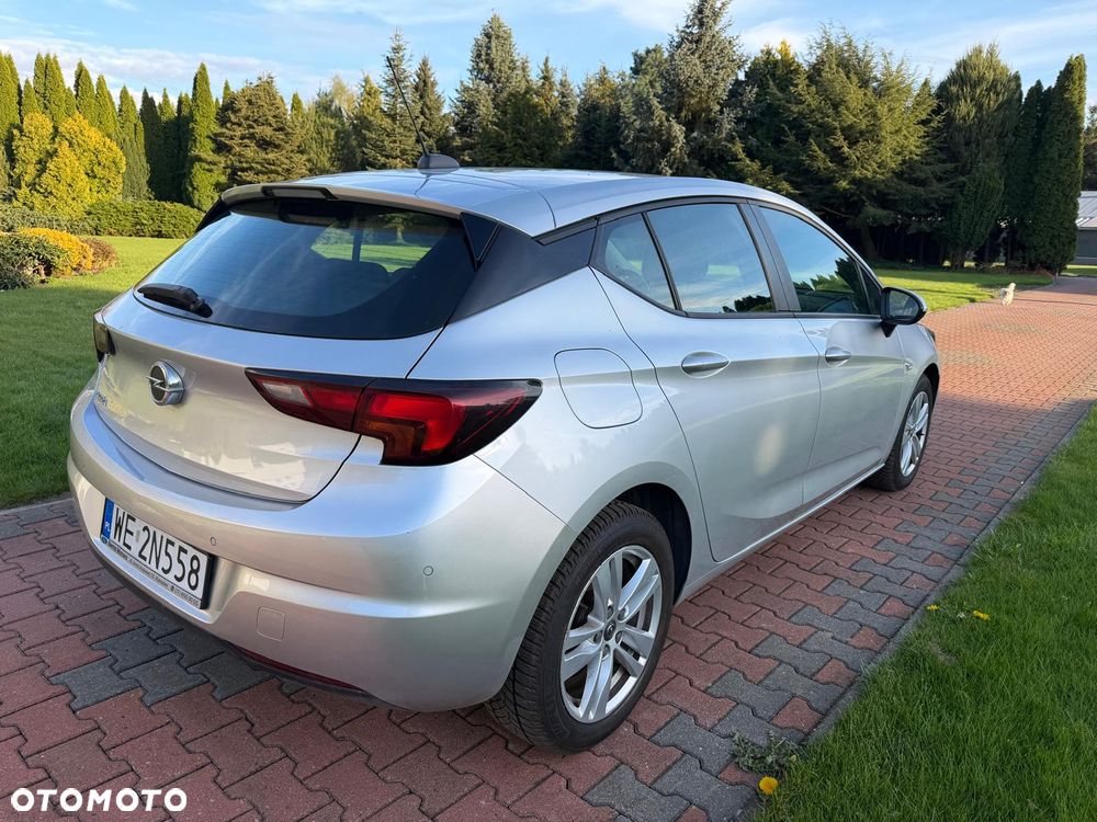 Opel Astra 1.2 T Elegance S&S - 10