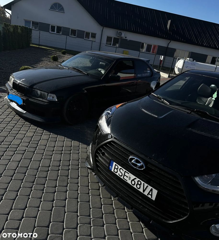 Hyundai Veloster - 17