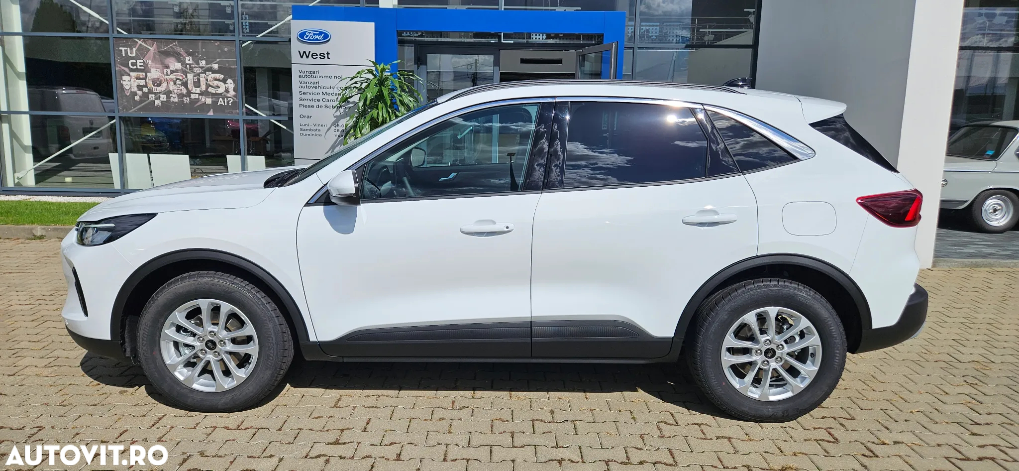 Ford Kuga 1.5 EcoBoost A8 FWD Titanium - 2