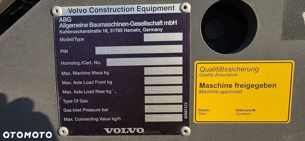 Volvo Rozściełacz Gąsienicowy Volvo P8820C - 16