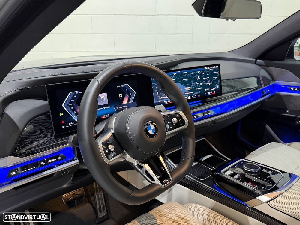 BMW 740 d xDrive Pack Desportivo M Pro - 23