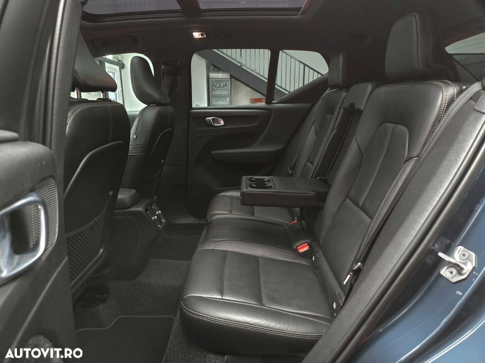 Volvo XC 40 D4 AWD Geartronic Inscription - 12