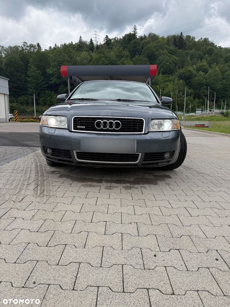 Audi A4 Limousine - 2
