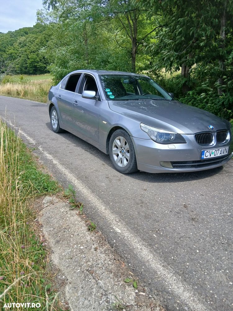 BMW Seria 5 525d Aut. - 4