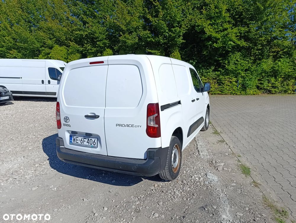 Toyota Proace City Furgon 2.3T - 8