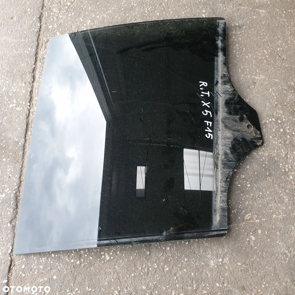 BMW X5 F15 SZYBA DRZWI  PRAWY TYL - 1