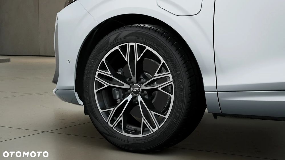 Audi Q3 e-Hybrid 200kW S tronic - 12