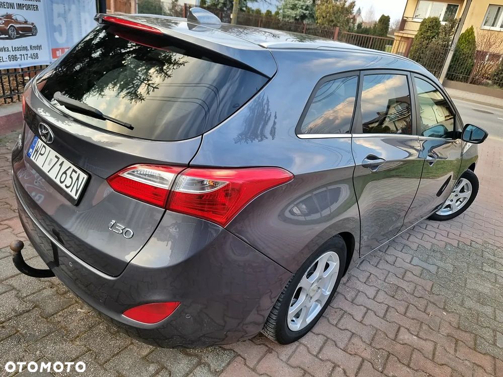 Hyundai i30 blue Kombi 1.6 GDi Style - 3