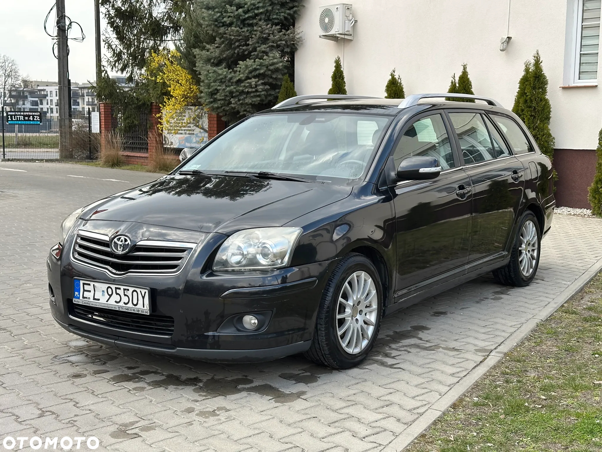Toyota Avensis - 6