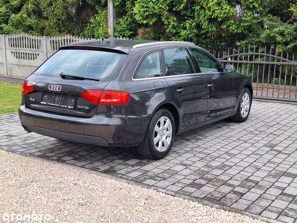 Audi A4 Avant 2.0 TDI DPF Ambition - 4