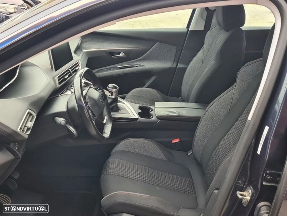 Peugeot 5008 1.5 BlueHDi Active - 11