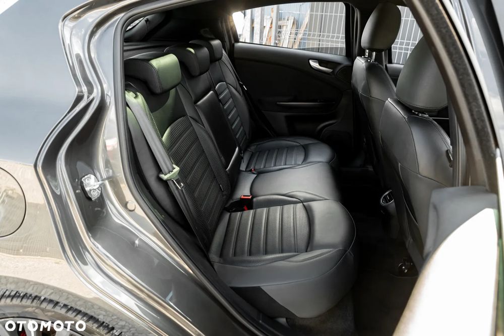 Alfa Romeo Giulietta 1.4 TB 16V Multiair Turismo - 25