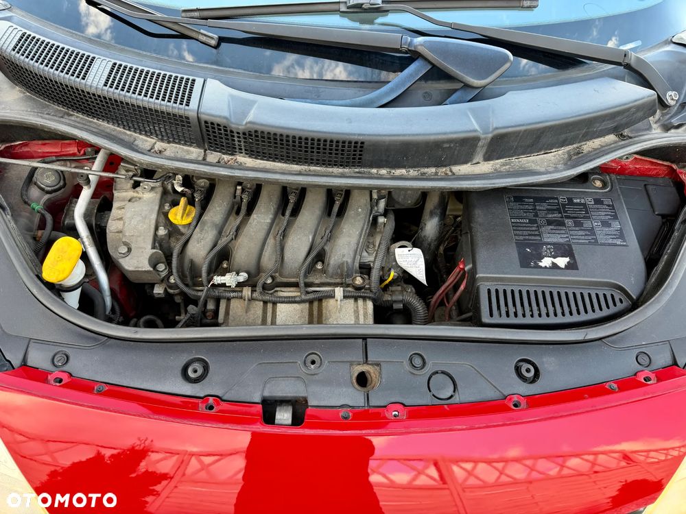 Renault Scenic 2.0 16V Dynamique - 30