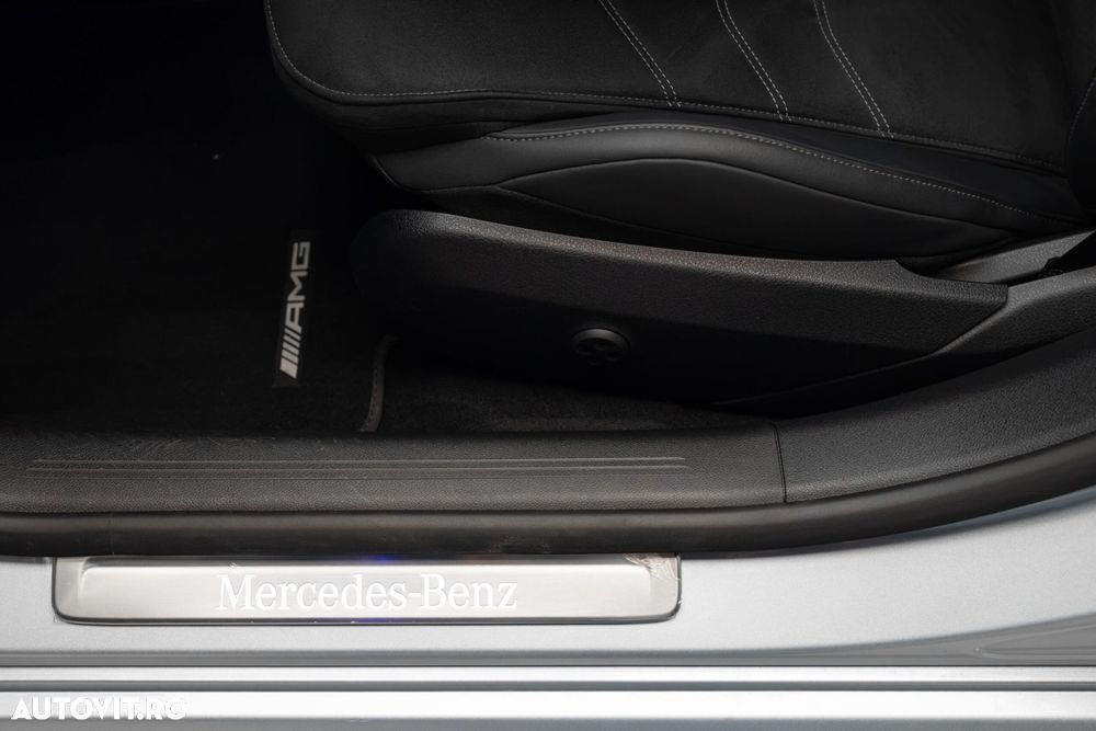 Mercedes-Benz E - 15