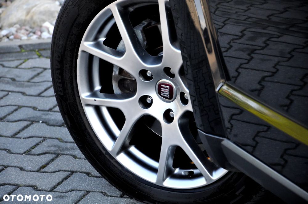 Fiat Freemont 2.0 Multijet Lounge AWD - 19