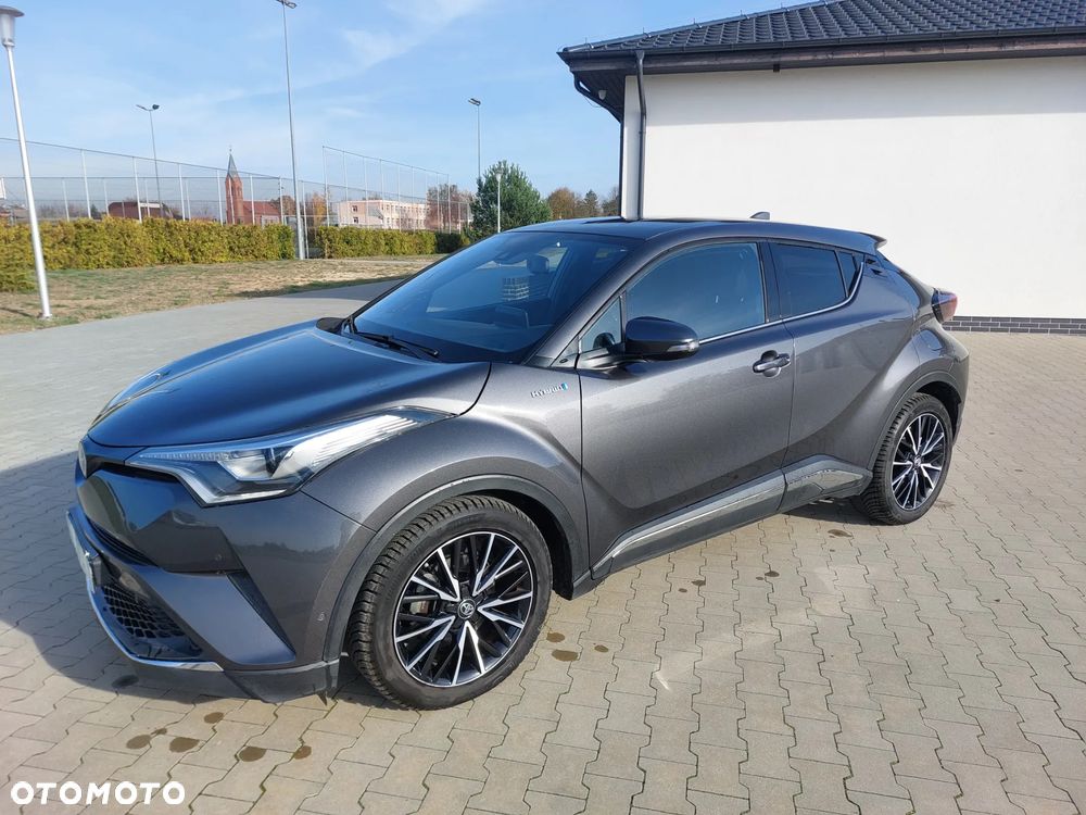 Toyota C-HR 1.8 Hybrid Neon Lime powered by JBL - 3