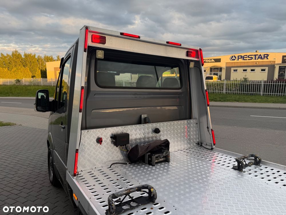 Mercedes-Benz Sprinter - 21