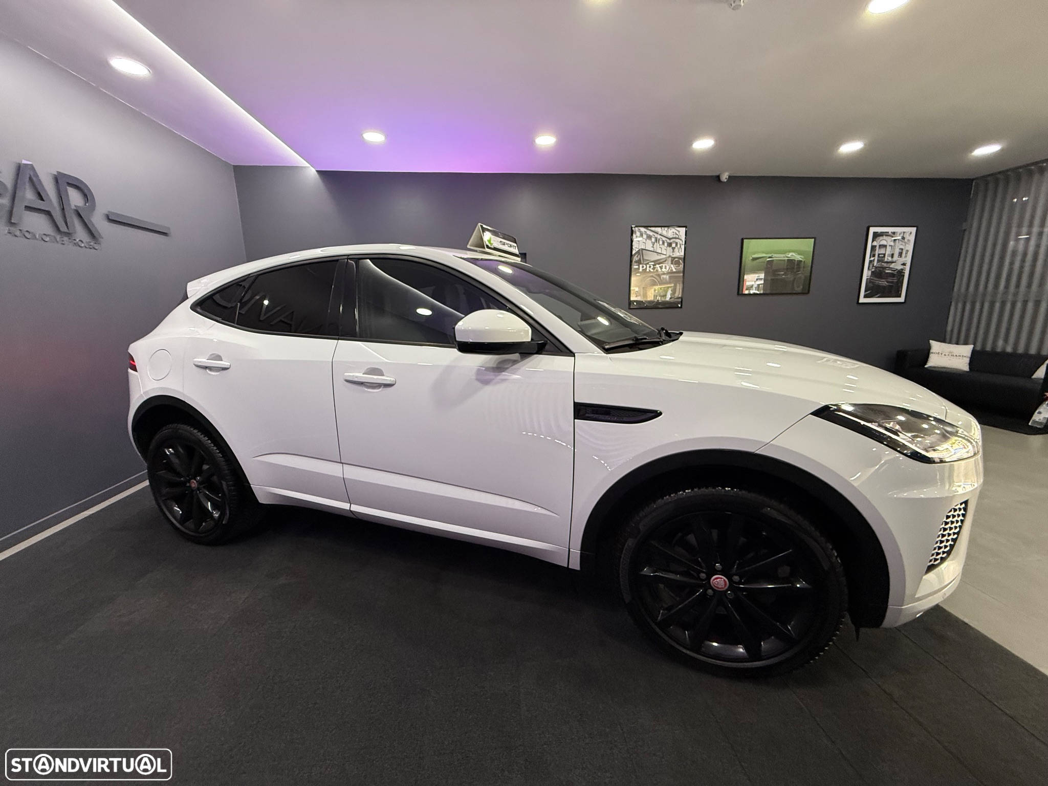 Jaguar E-Pace 2.0 i4D R-Dynamic HSE AWD Aut. - 13