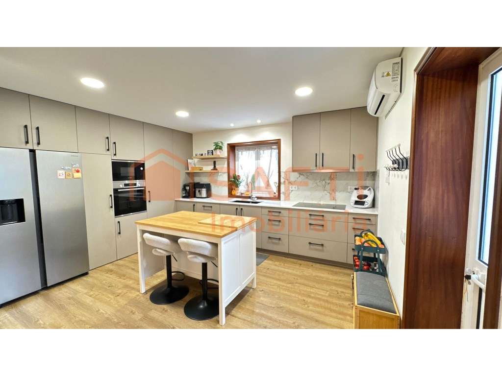 Moradia T4 na Póvoa de Varzim - Grande imagem: 4/28