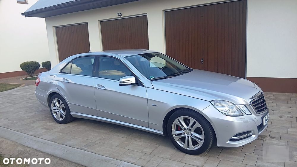 Mercedes-Benz Klasa E 200 CDI DPF BlueEFFICIENCY 7G-TRONIC Avantgarde - 1