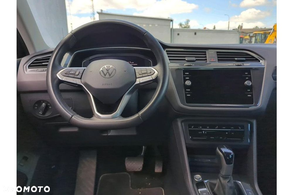 Volkswagen Tiguan 2.0 TSI 4Mot Elegance DSG - 10