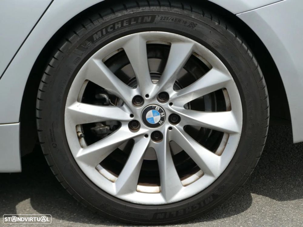 BMW 420 Gran Coupé d Line Sport Auto - 8