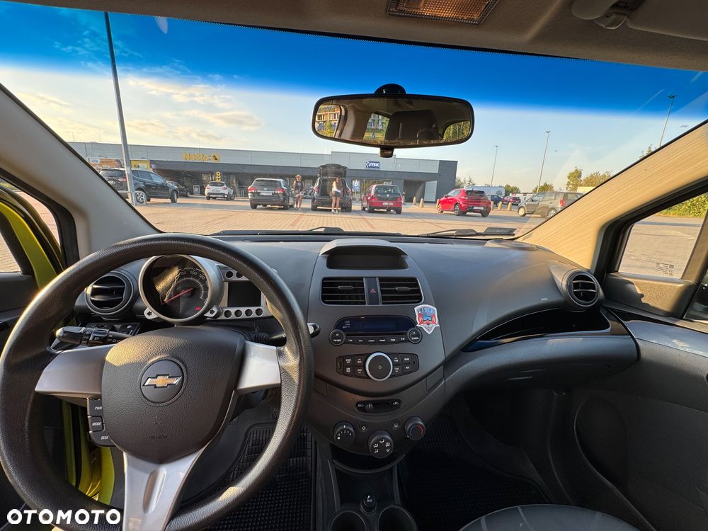 Chevrolet Spark - 15