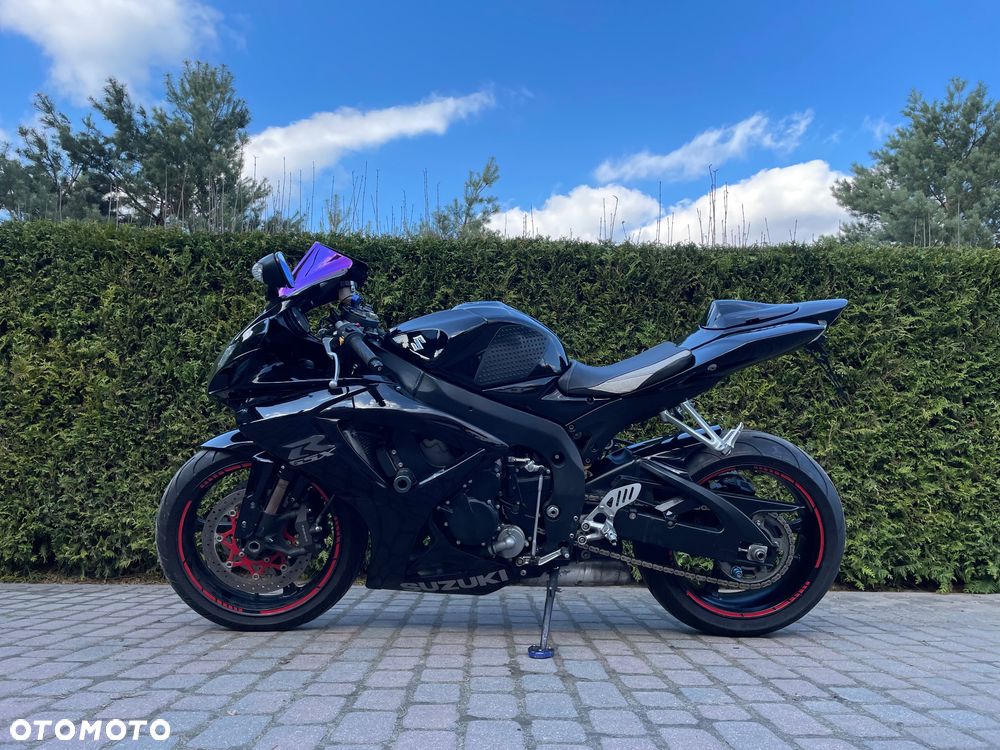 Suzuki GSX-R - 4