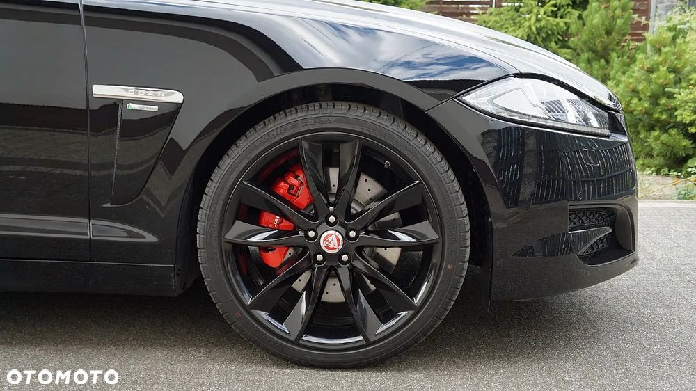 Jaguar XF 2.2 D R-Sport - 11