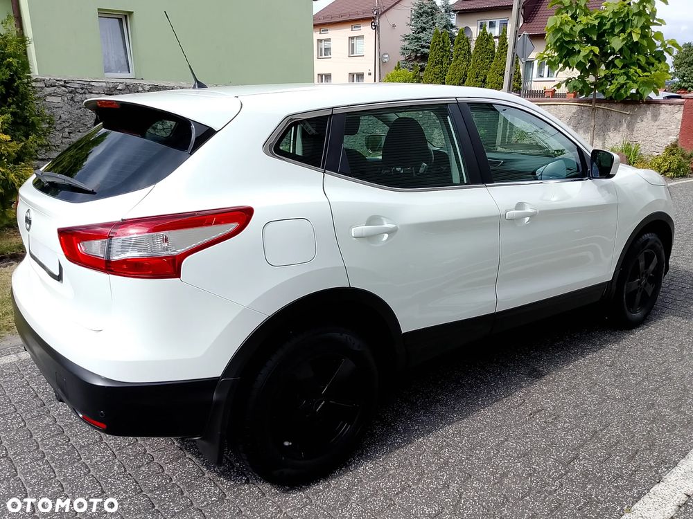 Nissan Qashqai 1.2 DIG-T Tekna EU6 - 8