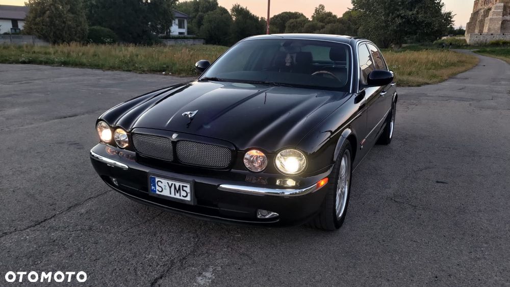 Jaguar XJR 4.2 - 11