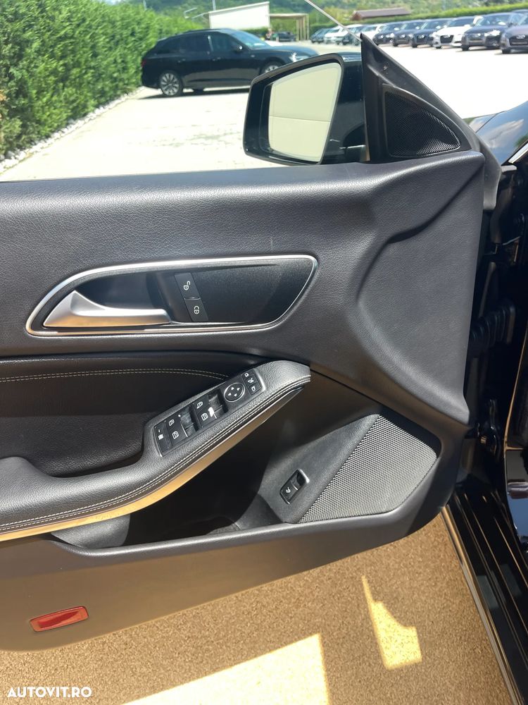 Mercedes-Benz CLA 220 d 7G-DCT - 32