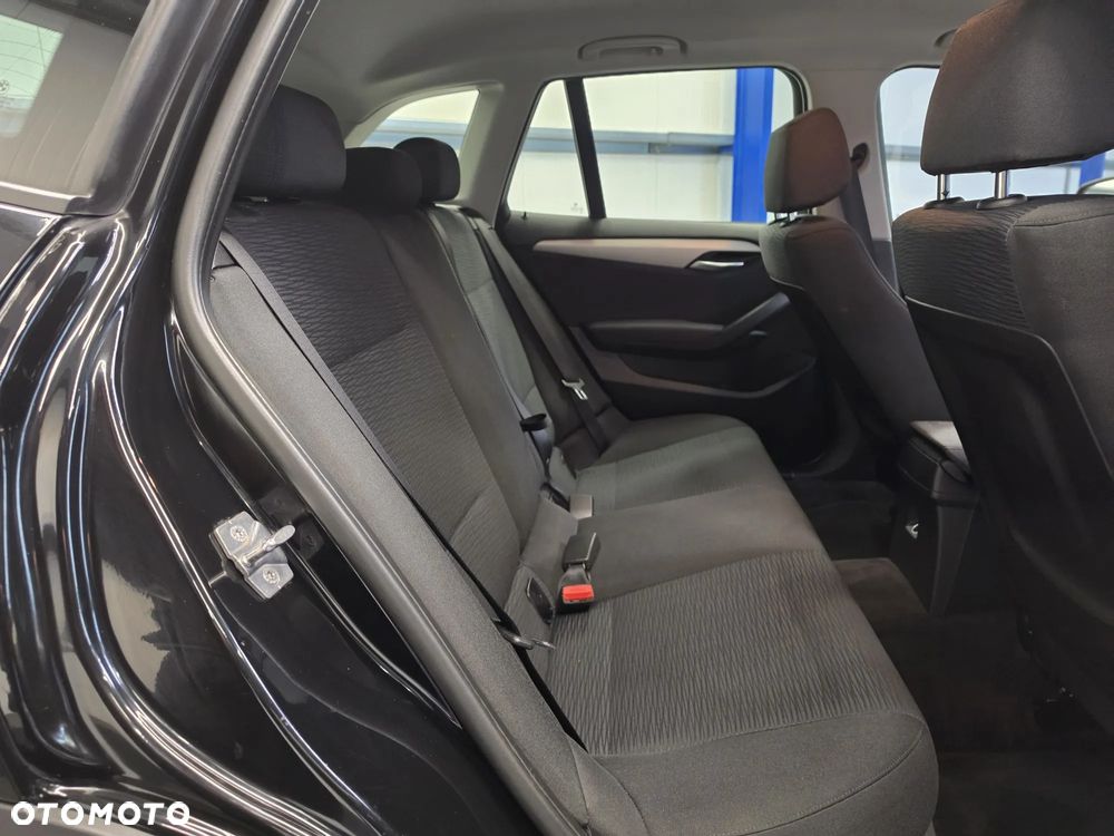 BMW X1 xDrive18d Sport Line - 29